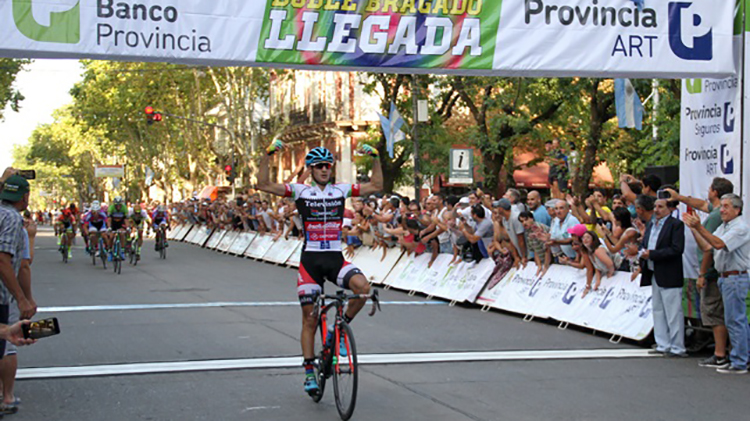 Transporte El Sol llegó tercero en la inicial de la Doble Bragado 