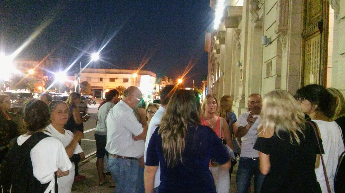 Docentes rurales y gremialistas repudiaron votaci&oacute;n de Cambiemos