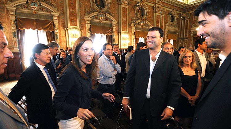 Barroso asisti&oacute; a la reuni&oacute;n de intendentes con la gobernadora