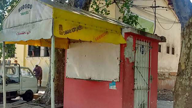 Roban kiosco del Hospital