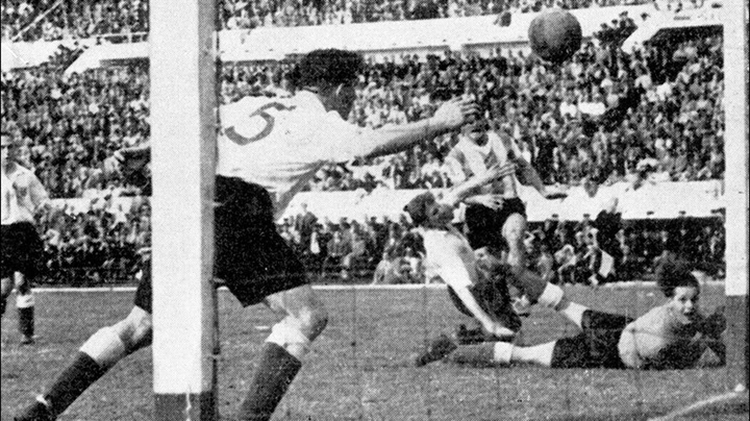 ​Golazo por partida doble