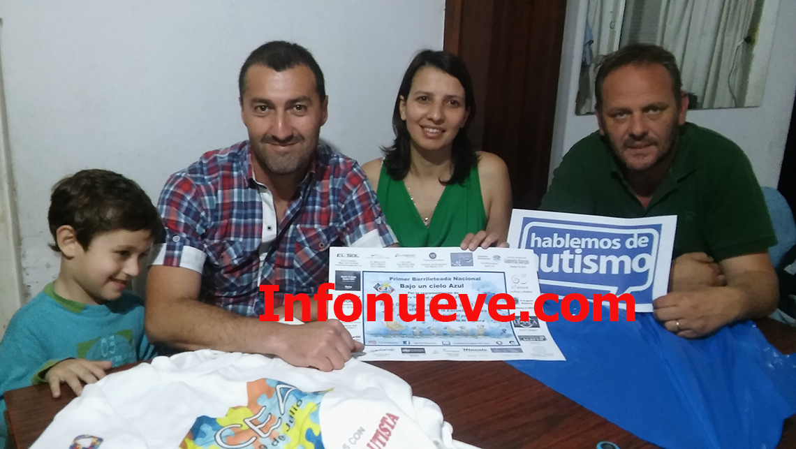 ​9 de Julio se ti&ntilde;e de azul