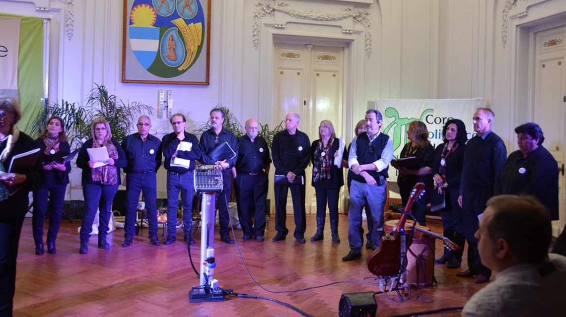 Culmin&oacute; Octubre Coral