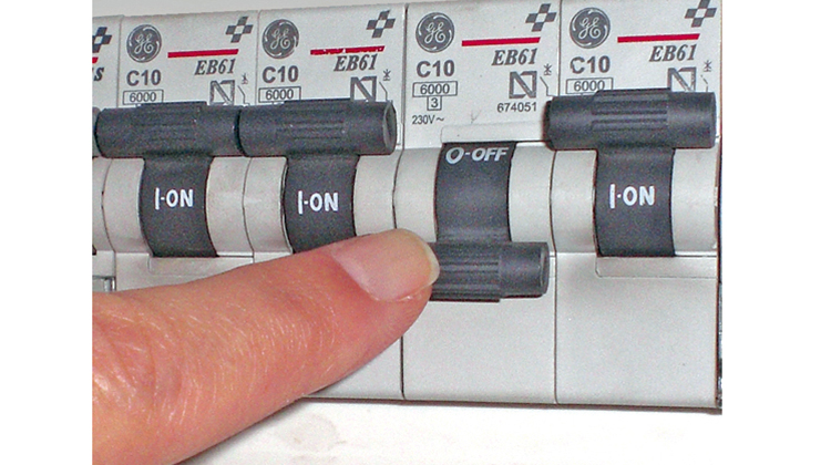 Corte de energ&iacute;a el&eacute;ctrica programado