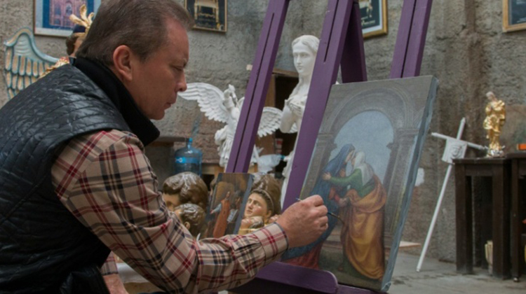 Un artista para el gusto de tres Papas 