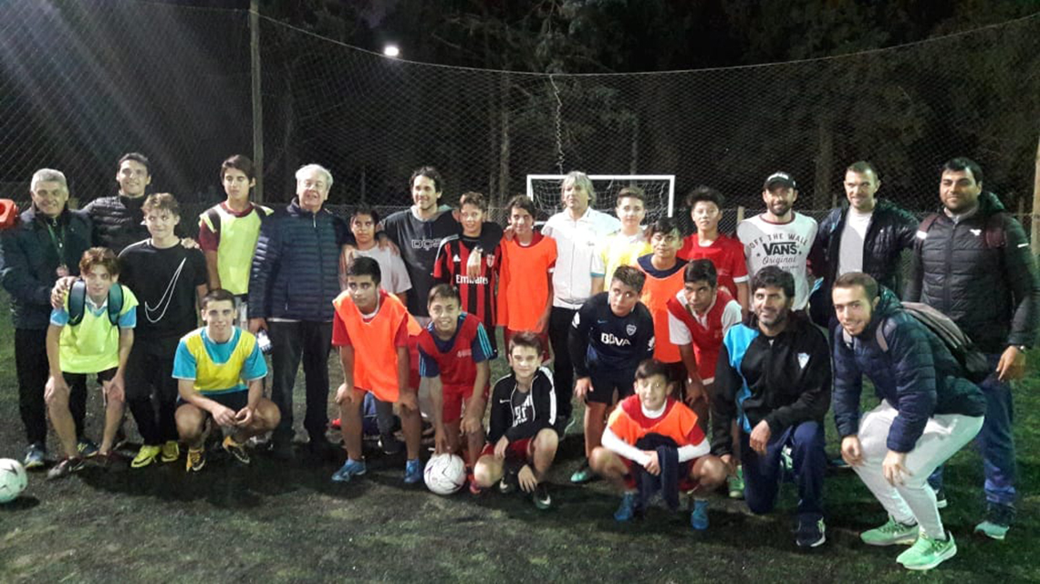 Gran disertaci&oacute;n de Mauro Navas