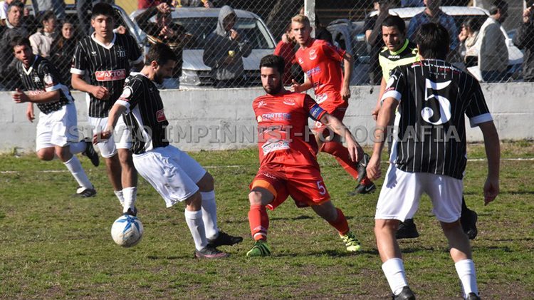 ​Comienza el f&uacute;tbol de Primera