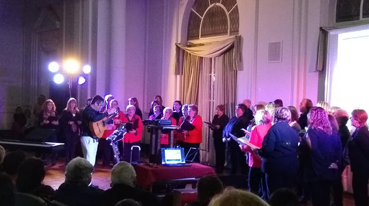 ​Magn&iacute;fica noche coral