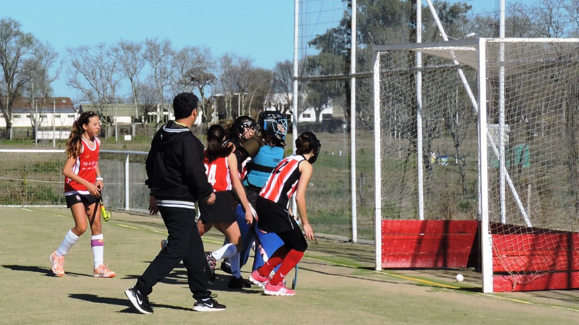 Goleadas de Atl&eacute;tico a Rivadavia de Lincoln