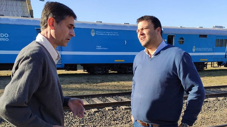 ​Gestiones para vuelta del tren