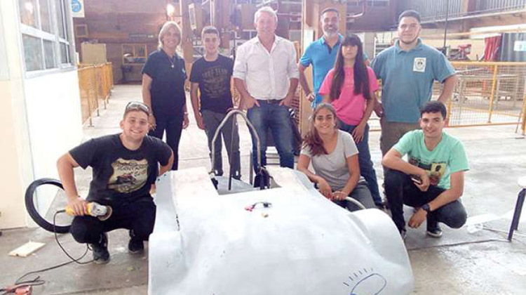 La T&eacute;cnica N&ordm;2 participa del Desaf&iacute;o Eco YPF