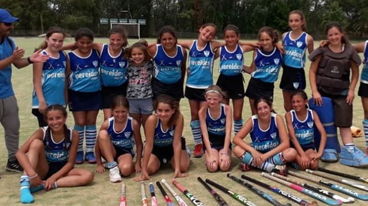 El Hock​ey Femenino sanmartiniano se consagr&oacute; campe&oacute;n