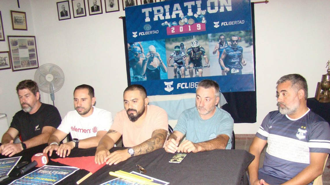 Triatl&oacute;n del Club Libertad