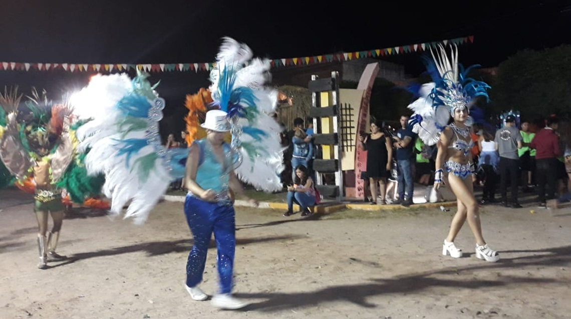 Segunda noche de corsos en Patricios