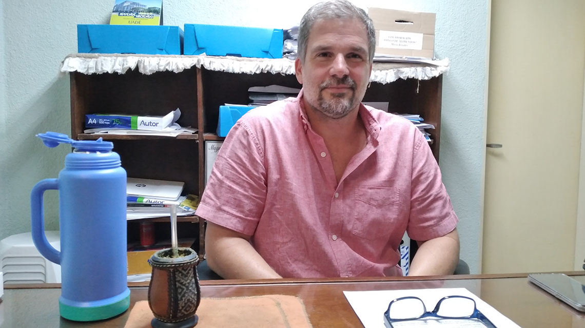 Frente Renovador congela su dieta por 180 d&iacute;as