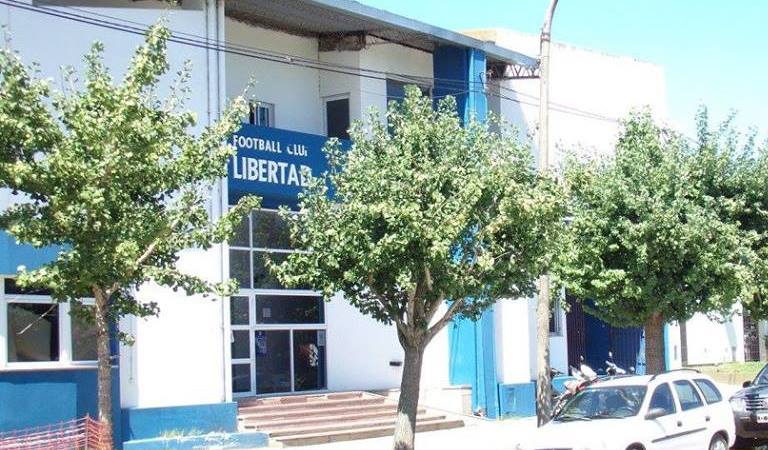 Se corre el Tercer Triatl&oacute;n de Libertad