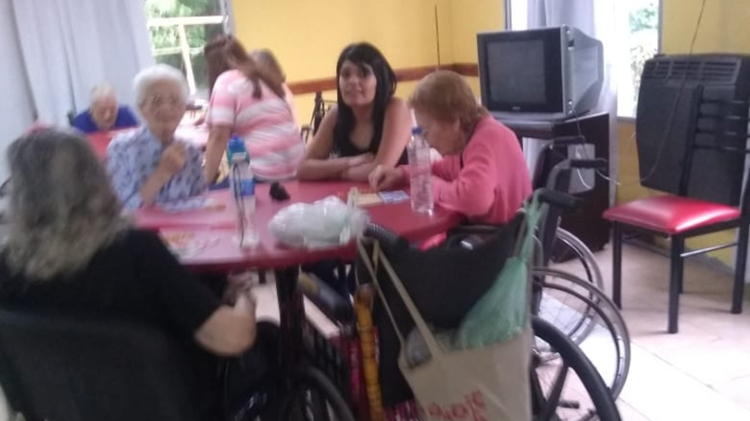Visita al Hogar de Ancianos