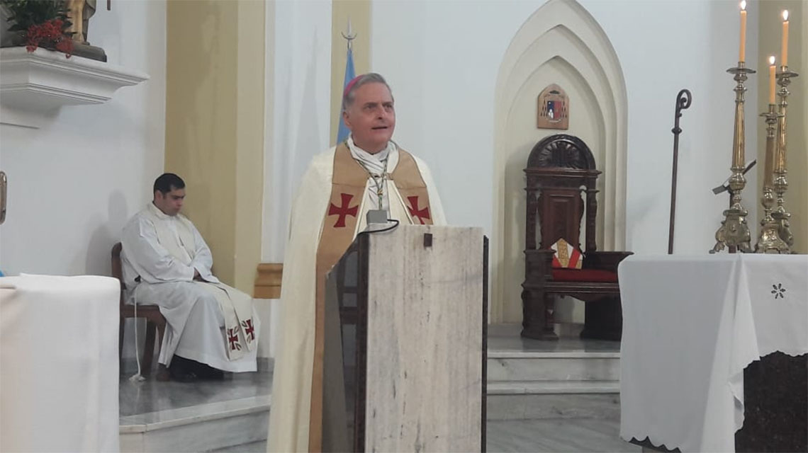 "Debemos pasar del aislamiento a la comuni&oacute;n"