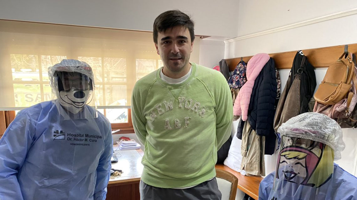 Galli dio negativo de coronavirus