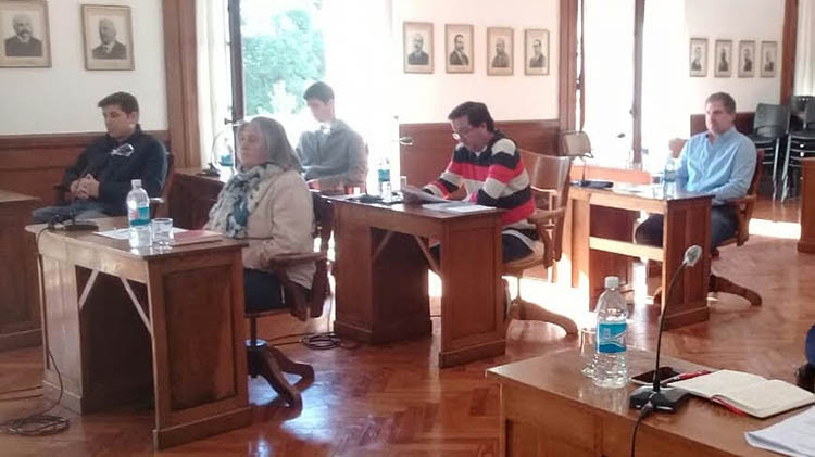 "Oportunismo pol&iacute;tico en el peor momento de la pandemia"