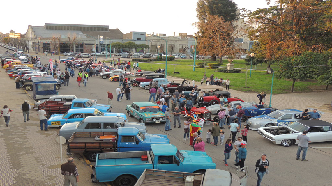 ​Los Fans del Rastrojero dejaron su sello en tierra nuevejuliense
