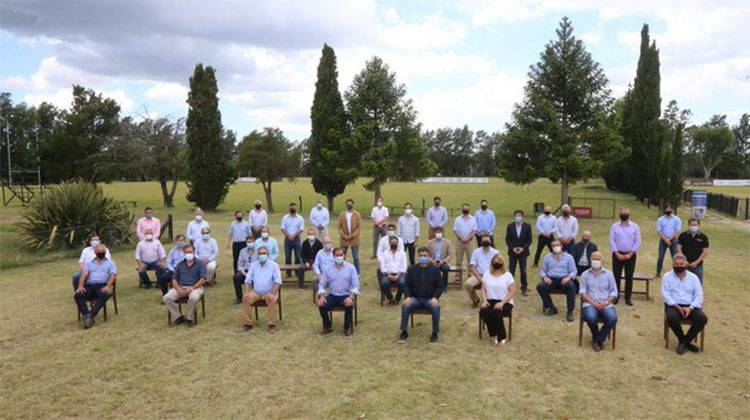 ​Reuni&oacute;n de jefes comunales