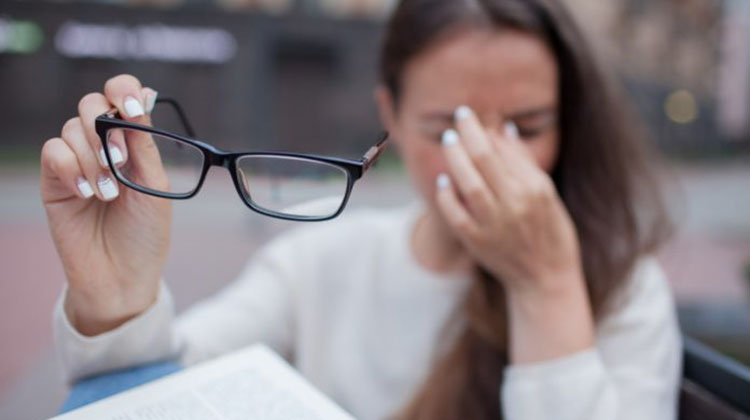 Problemas en la vista, efecto colateral de la pandemia