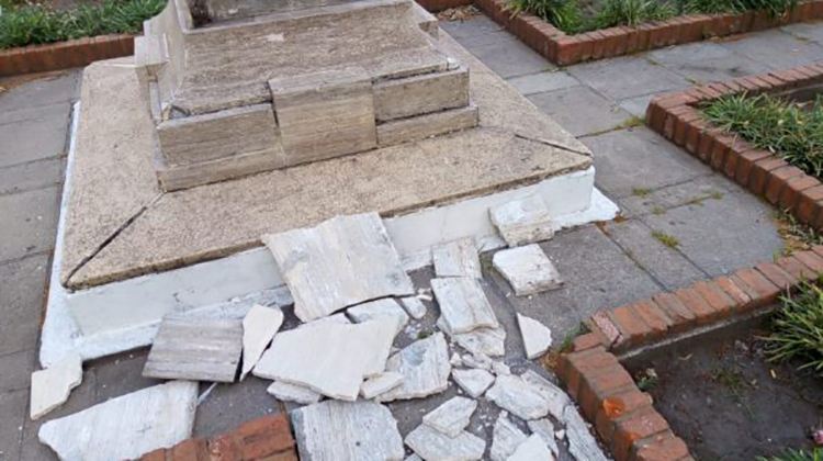 ​Daños y destrozos en plaza de Dudignac